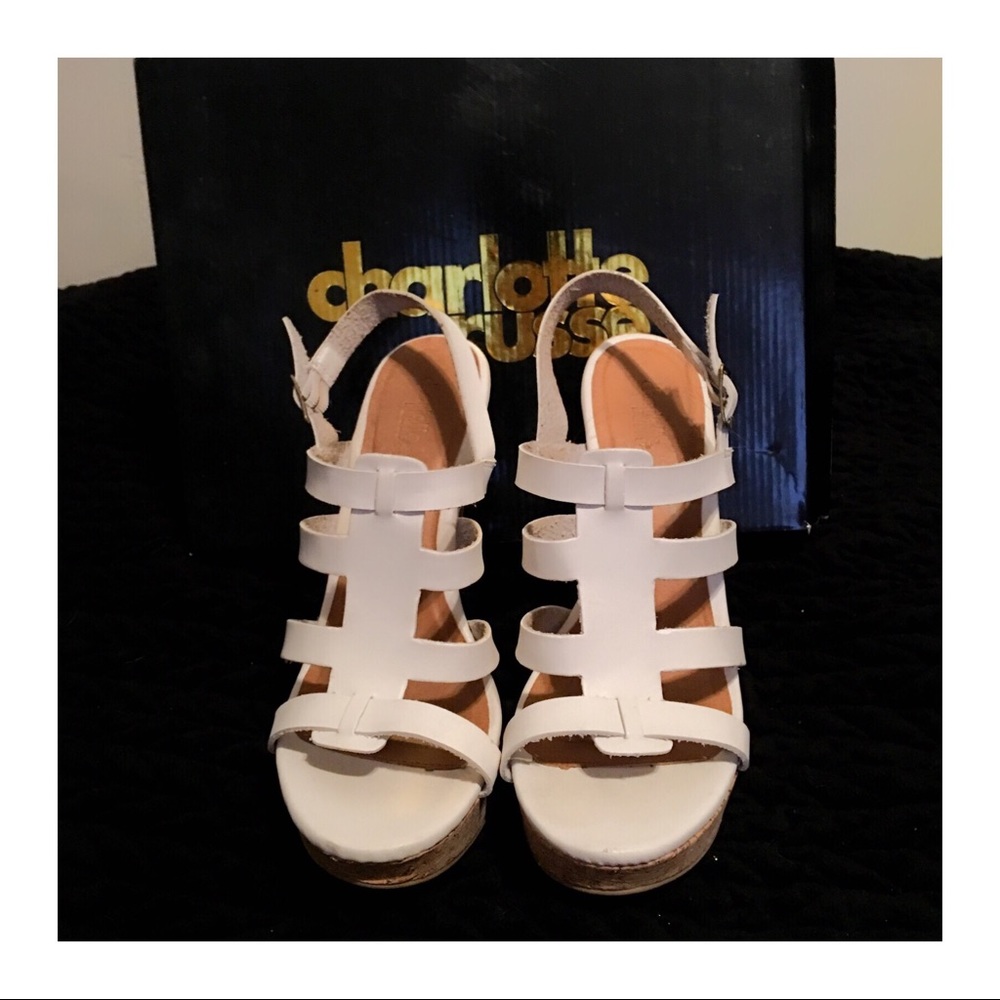 White wedges